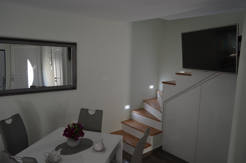 Apartment Ana Arbanasi ซาดาร์ ภายนอก รูปภาพ