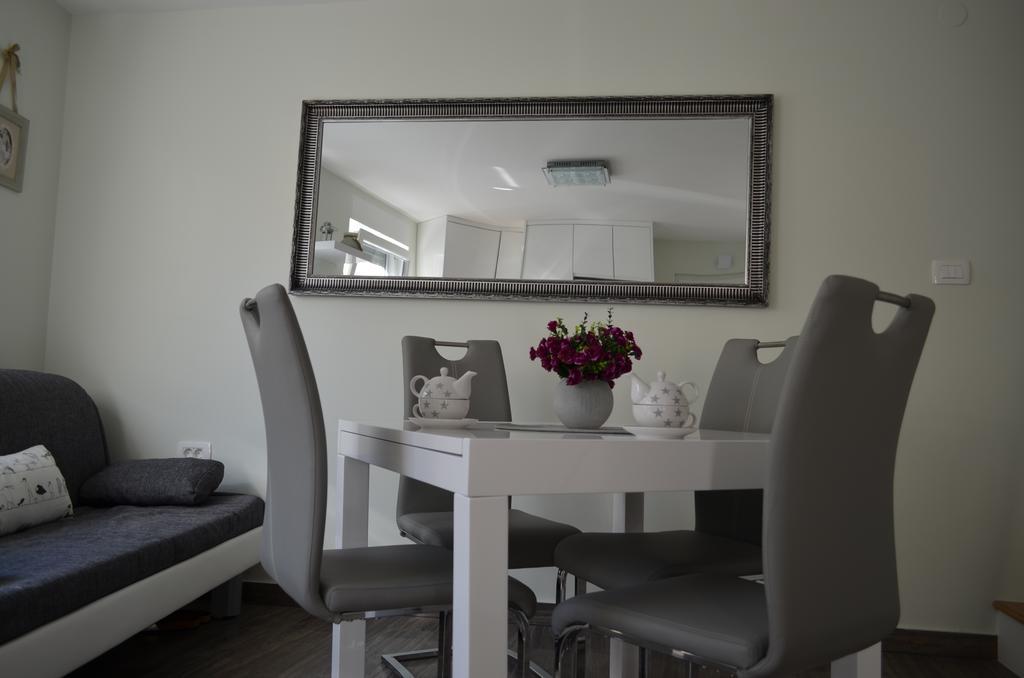 Apartment Ana Arbanasi ซาดาร์ ภายนอก รูปภาพ