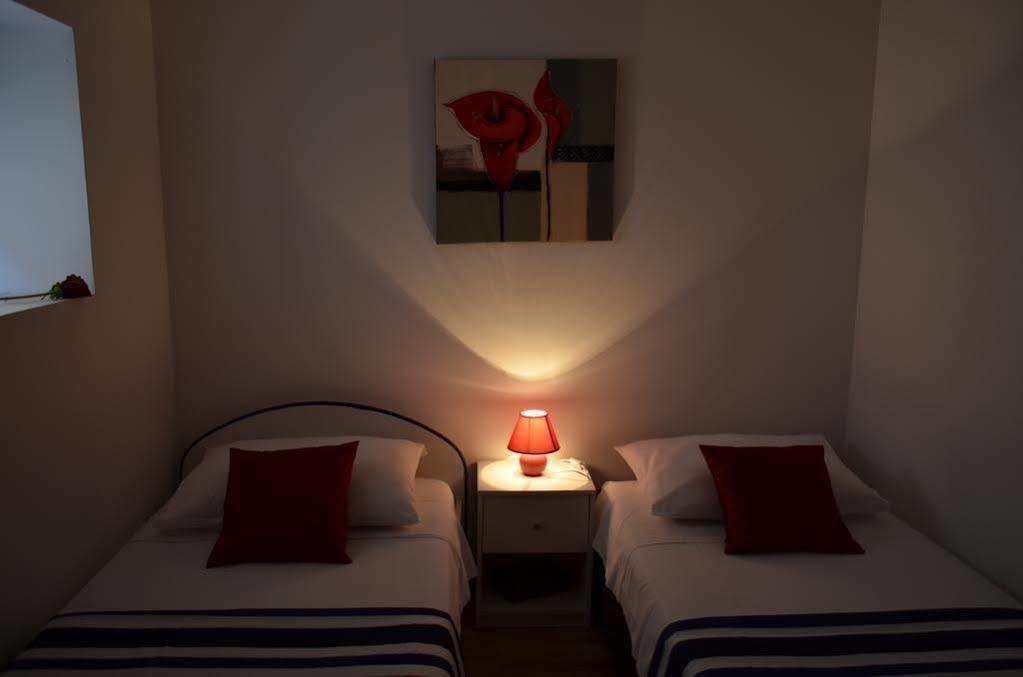 Apartment Ana Arbanasi ซาดาร์ ภายนอก รูปภาพ