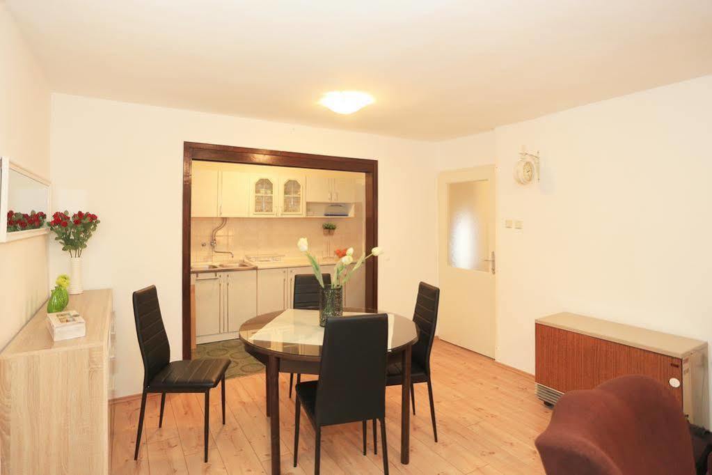 Apartment Ana Arbanasi ซาดาร์ ภายนอก รูปภาพ